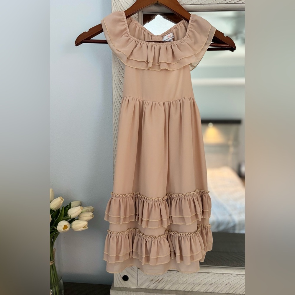 Bailey’s Blossoms Nellie ruffle maxi dress 3t champagne color